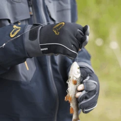 Savage Gear Softshell Winter Glove Black 13 Savage Gear Softshell Winter Glove Black -Savage Gear Angeln Verkaufsgeschäft SGG117 5 550x550 1